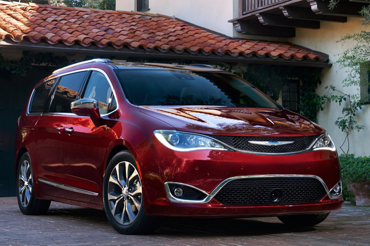 Fleet Focus - 2017 Chrysler Pacifica | EMKAY Fleet Management